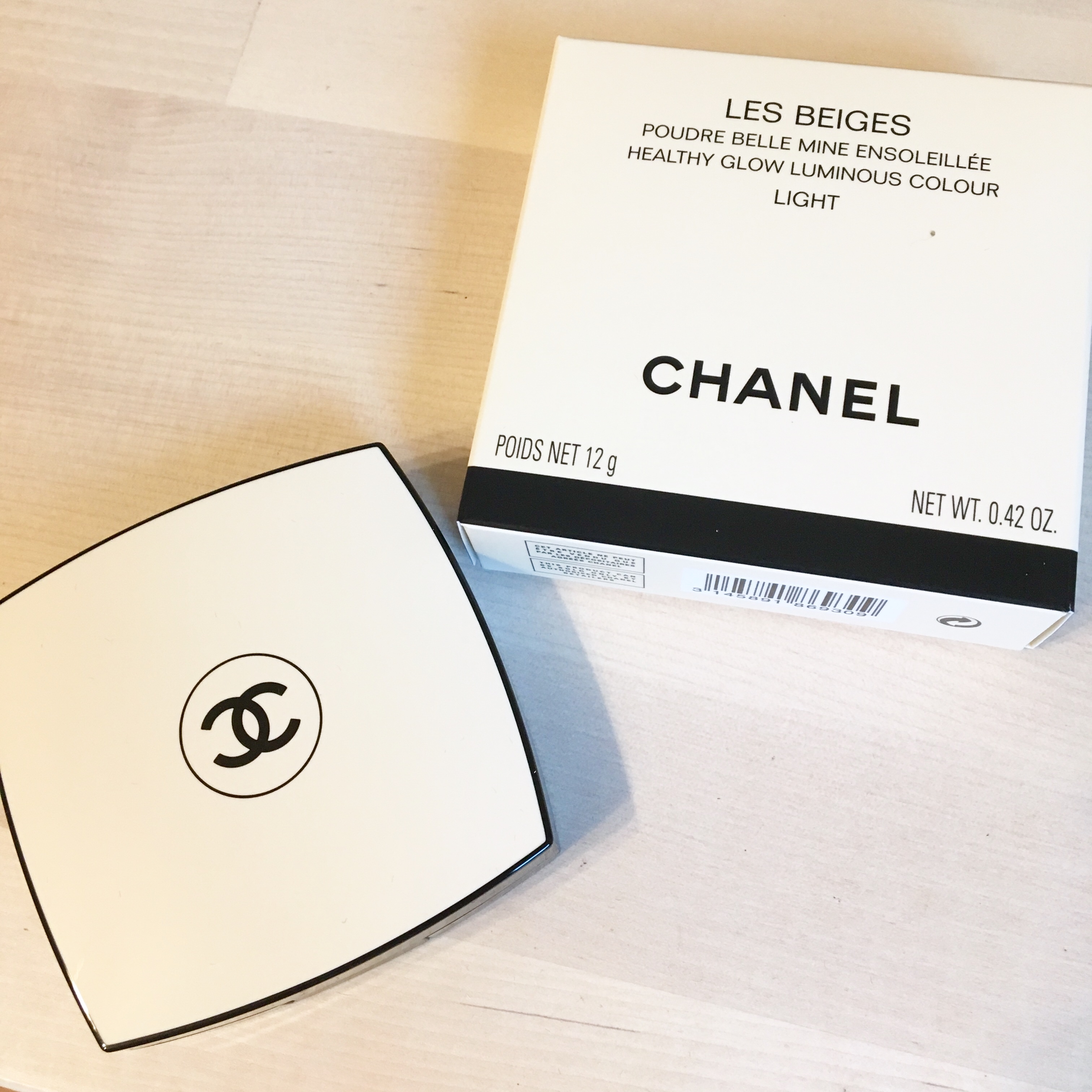 Chanel レ ベージュのプードゥル ベル ミン アンソレイエで夏の艶肌を手に入れる 小腹が空いたら覗く部屋